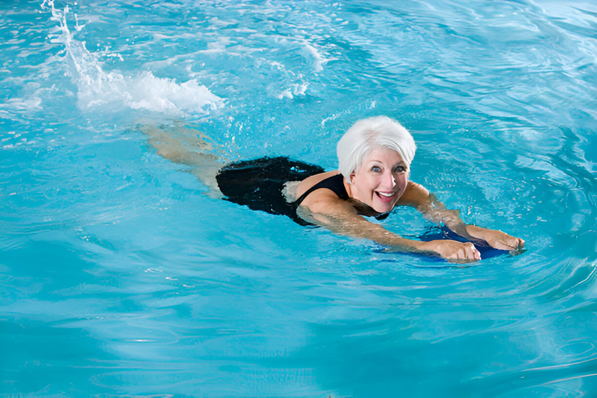 elderly-men-and-women-5